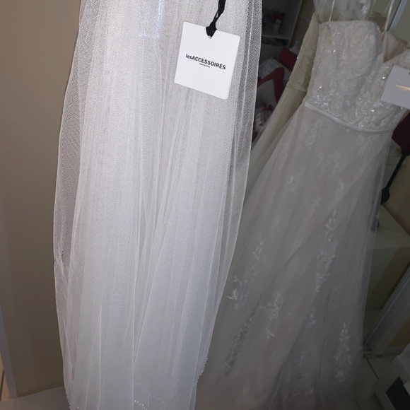 Pronovias wedding dress brand new